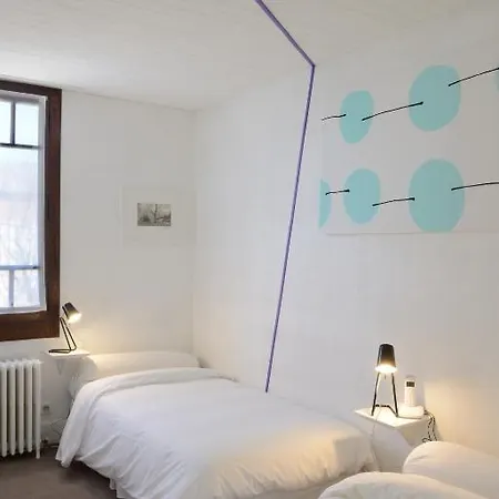 De Paris 2*